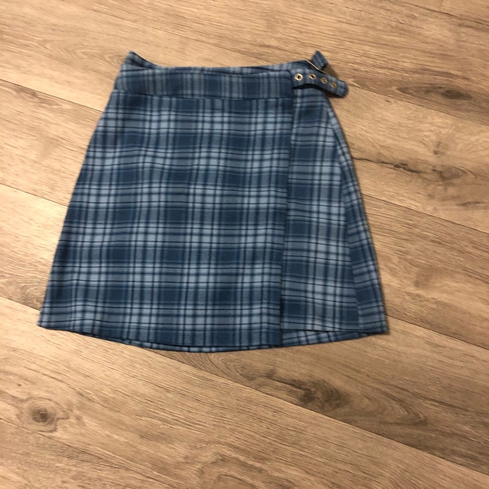 Brandy Melville mini skirt